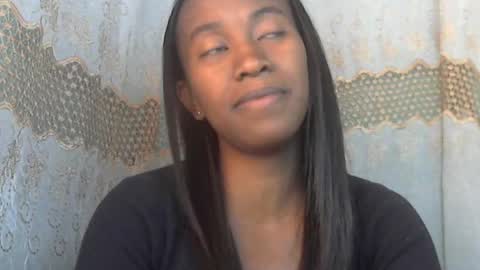 minouch211907 online show from 06/24/26, 09:41