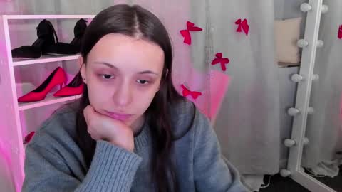 Snapshot of mipsymipson chatting on 01/23/25, 10:01 NEXT STREAM NOVEMBER  27282930 online show from 01/23/25, 10:01