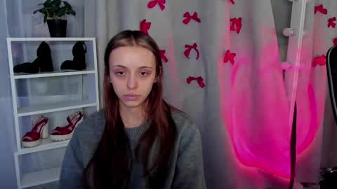 Snapshot of mipsymipson chatting on 02/09/25, 01:25 NEXT STREAM NOVEMBER  27282930 online show from 02/09/25, 01:25