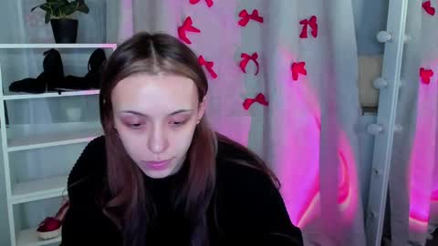 Snapshot of mipsymipson chatting on 02/12/25, 10:03 NEXT STREAM NOVEMBER  27282930 online show from 02/12/25, 10:03