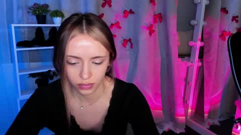 Snapshot of mipsymipson chatting on 03/06/25, 01:03 NEXT STREAM NOVEMBER  27282930 online show from 03/06/25, 01:03