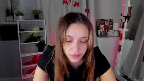Snapshot of mipsymipson chatting on 09/09/25, 10:15 NEXT STREAM NOVEMBER  27282930 online show from 09/09/25, 10:15