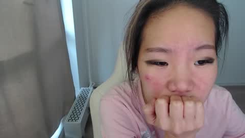 mira_g online show from 10/28/25, 07:01