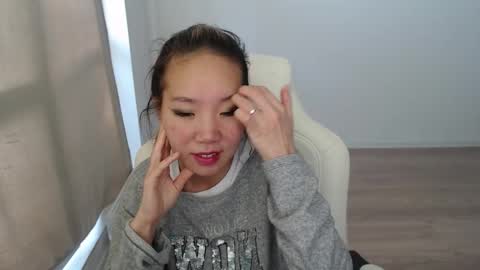 mira_g online show from 10/31/25, 12:50