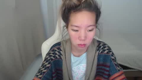 mira_g online show from 11/22/25, 01:32