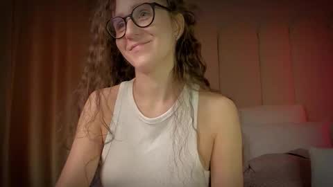 Snapshot of mira_kraviz chatting on 01/31/26, 07:11 Mira online show from 01/31/26, 07:11