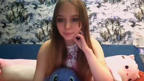 Snapshot of mira_princess chatting on 06/01/26, 05:47 MIRAcle online show from 06/01/26, 05:47