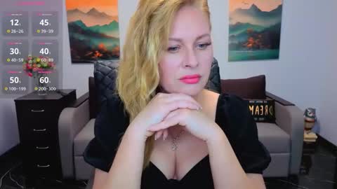 Snapshot of mira_whitme chatting on 03/26/26, 01:06 Mira online show from 03/26/26, 01:06