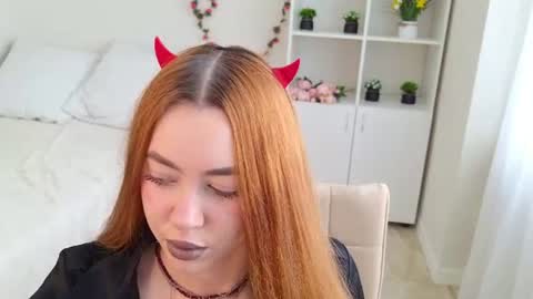 Snapshot of mirabella__flower chatting on 07/28/26, 05:25 mirabella__flower online show from 07/28/26, 05:25