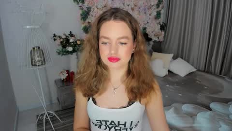 Emma online show from 11/20/25, 06:29