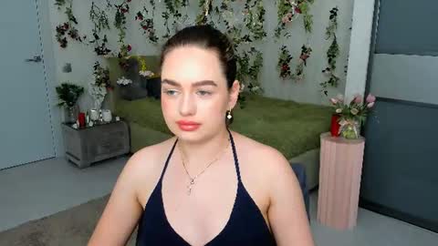 Emma online show from 06/26/26, 10:30