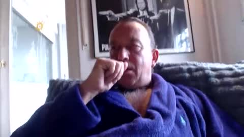 Snapshot of miracolix_030 chatting on 12/04/25, 09:51 Ben online show from 12/04/25, 09:51