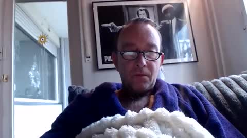 Snapshot of miracolix_030 chatting on 12/21/25, 09:05 Ben online show from 12/21/25, 09:05