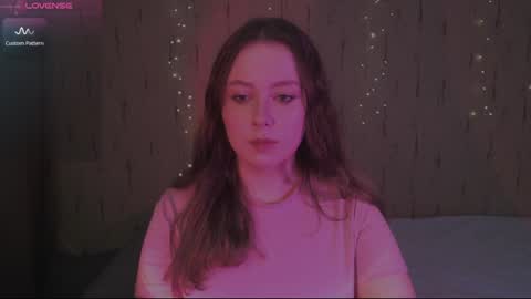 Kira online show from 02/05/25, 08:57