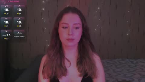 Kira online show from 02/19/25, 09:14