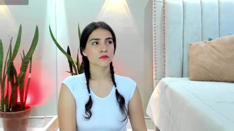    online show from 02/22/25, 12:19