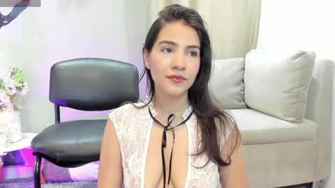    online show from 04/07/26, 12:05