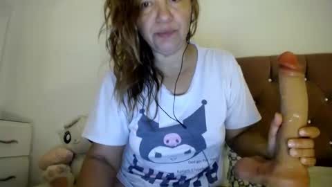 Snapshot of miranda_zacky chatting on 11/25/25, 10:37 Miranda Indep Model Thank you very much for all your support online show from 11/25/25, 10:37