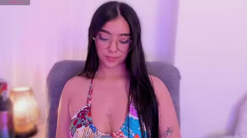 Snapshot of mirandajohnson_ chatting on 07/18/26, 12:04 Miranda online show from 07/18/26, 12:04