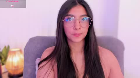 Snapshot of mirandajohnson_ chatting on 07/30/26, 02:27 Miranda online show from 07/30/26, 02:27