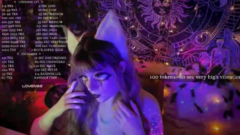 Snapshot of mirareed chatting on 10/28/25, 03:36 mirareed online show from 10/28/25, 03:36