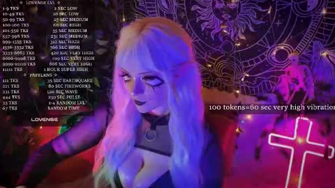 Snapshot of mirareed chatting on 11/06/25, 03:29 mirareed online show from 11/06/25, 03:29