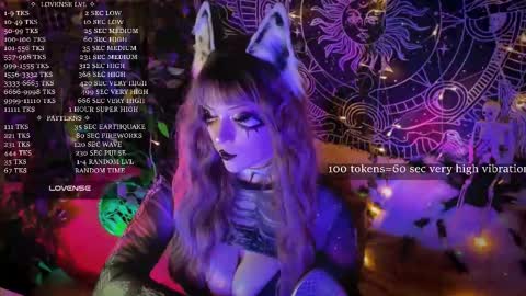 Snapshot of mirareed chatting on 11/10/25, 06:01 mirareed online show from 11/10/25, 06:01