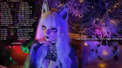 Snapshot of mirareed chatting on 11/12/25, 04:02 mirareed online show from 11/12/25, 04:02