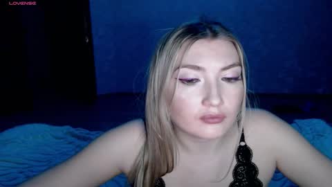 Snapshot of miraroy chatting on 03/06/26, 06:59 Mira online show from 03/06/26, 06:59