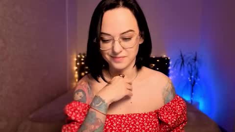 MiraSkyy online show from 12/20/25, 09:11