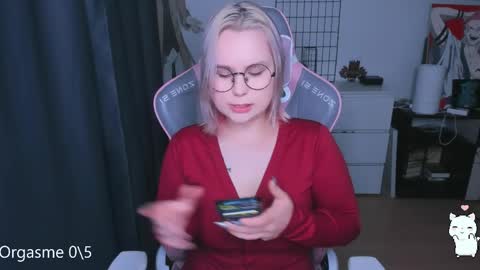 Kira online show from 05/15/26, 05:53