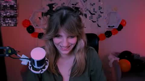 Snapshot of miriam_crazy chatting on 10/29/25, 08:43 miriam_crazy online show from 10/29/25, 08:43