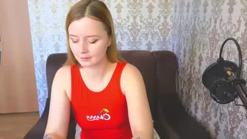 Snapshot of mirrash chatting on 01/11/25, 11:45 Anna online show from 01/11/25, 11:45