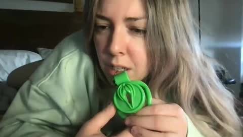 Snapshot of mis0h0rnybabii chatting on 01/03/25, 04:59 MisoHorny aka Goddess Sahara online show from 01/03/25, 04:59