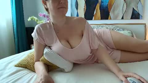 Snapshot of mis_eva chatting on 06/08/26, 09:31 Eva online show from 06/08/26, 09:31