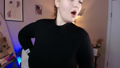 Ivy online show from 11/06/25, 09:10