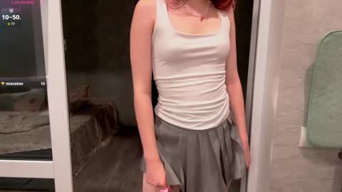 Molly online show from 10/16/25, 05:25