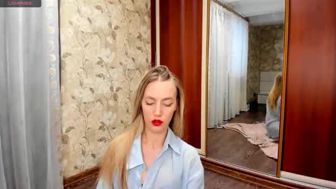 mishapallmer online show from 11/29/25, 09:23