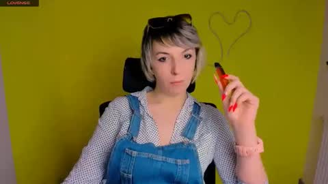 Mishelle online show from 04/27/26, 03:10