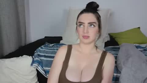 Elora online show from 02/24/26, 10:08