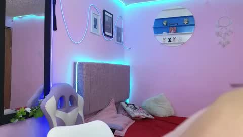 Snapshot of misofialeal chatting on 09/23/25, 07:39 misofialeal online show from 09/23/25, 07:39