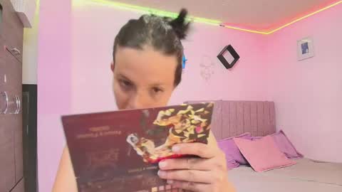 Snapshot of misofialeal chatting on 01/15/26, 04:44 misofialeal online show from 01/15/26, 04:44