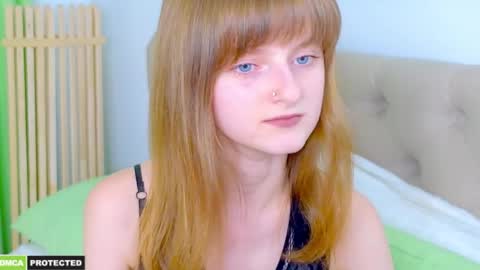 Alisa NONNUDE online show from 04/18/26, 07:58