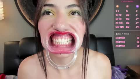 Charlotte online show from 02/11/25, 09:25