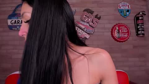 Evangeline online show from 12/02/25, 02:06