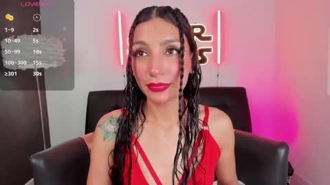 Snapshot of miss___evangeline chatting on 05/06/26, 02:40 Evangeline online show from 05/06/26, 02:40