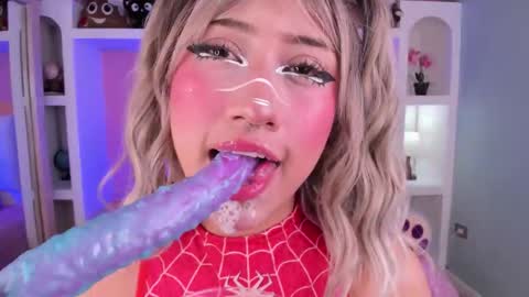 Megan online show from 11/25/25, 12:38