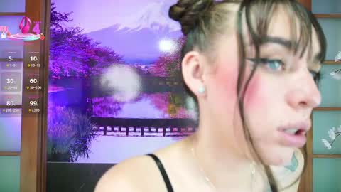 Snapshot of miss___sara chatting on 03/12/25, 09:13 Sara online show from 03/12/25, 09:13