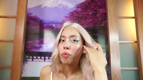 Snapshot of miss__aly chatting on 09/19/25, 06:08 Ally online show from 09/19/25, 06:08