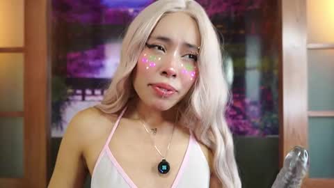 Snapshot of miss__aly chatting on 10/15/25, 06:08 Ally online show from 10/15/25, 06:08